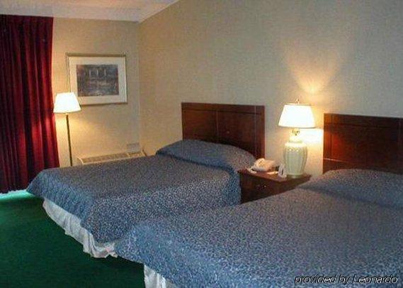 Rodeway Inn Greenfield Zimmer foto